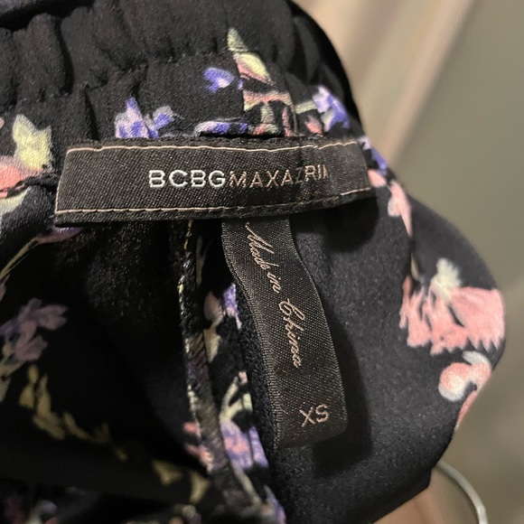 NWOT BCBG BCBGMAXAZRIA BLACK FLORAL ISLA HALTER ROMPER SIZE XS! - Picture 10 of 10